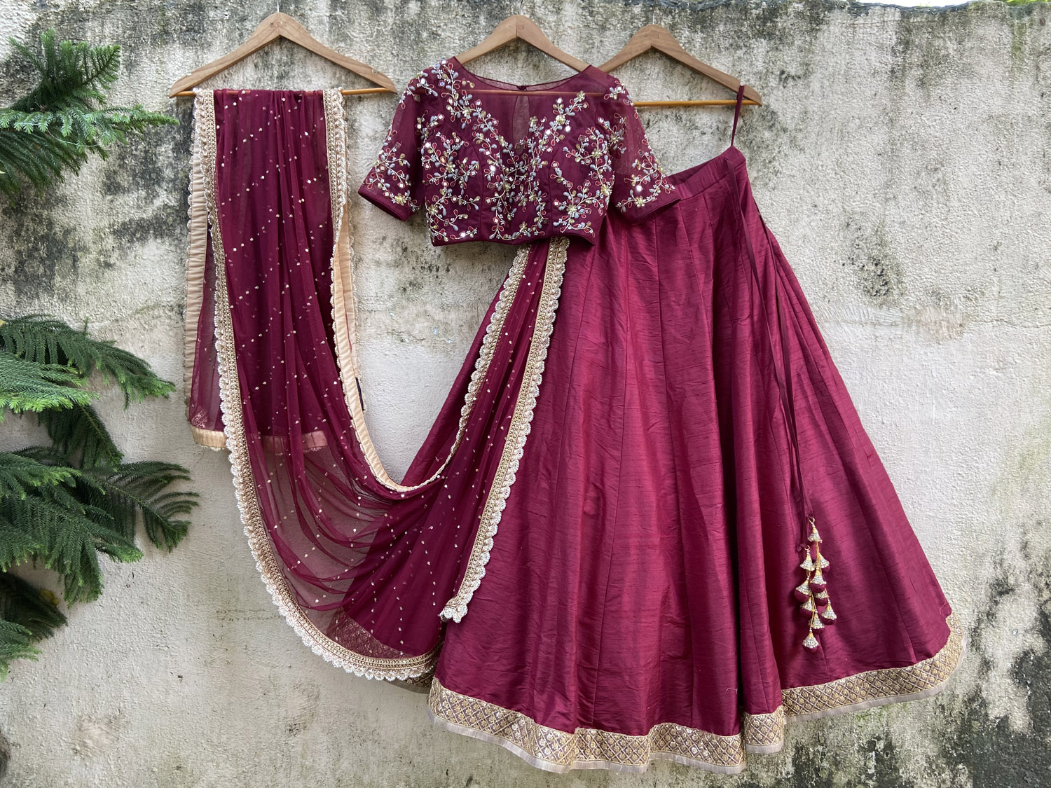 Buy Nitika Gujral Pink Raw Silk Lehenga Set Online | Aza Fashions | Raw  silk lehenga, Bridal lehenga red, Pink bridal lehenga